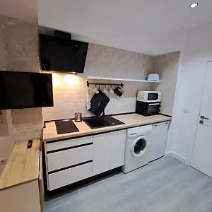 Acc Serrano 1 Aparcamiento Cercano Apartamento